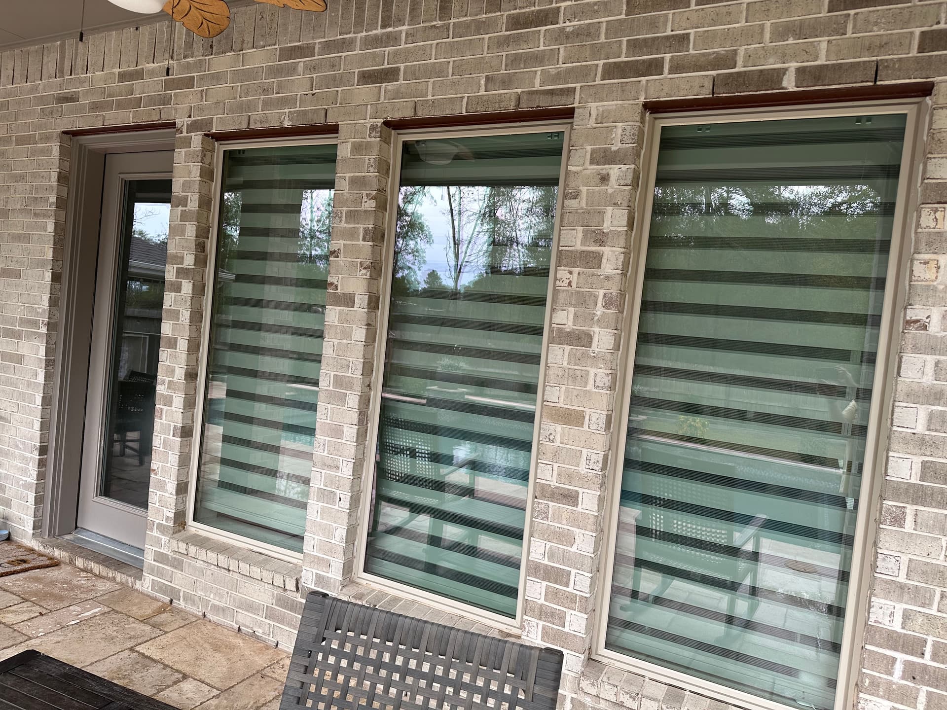 Gallery photos for Crystal Clear Views with Expert Exterior Window Cleaning: Image #2