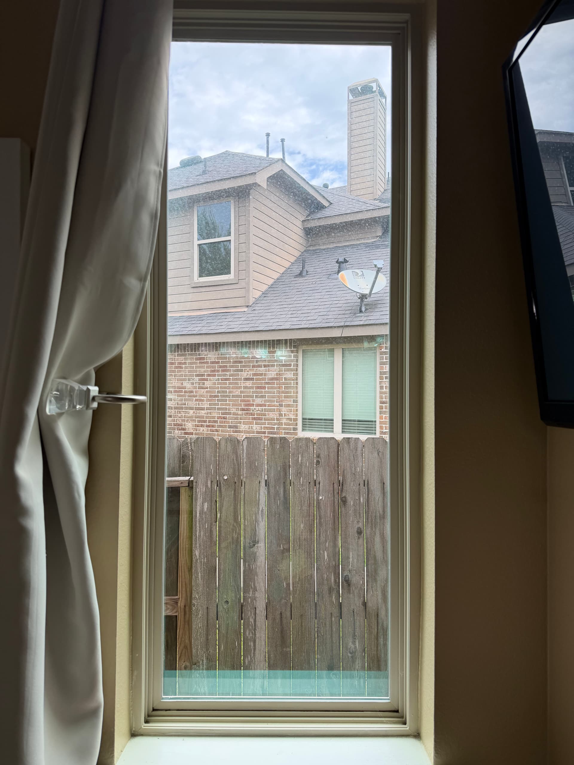 Gallery photos for Before and After Window Cleaning in Conroe Texas: Image #5
