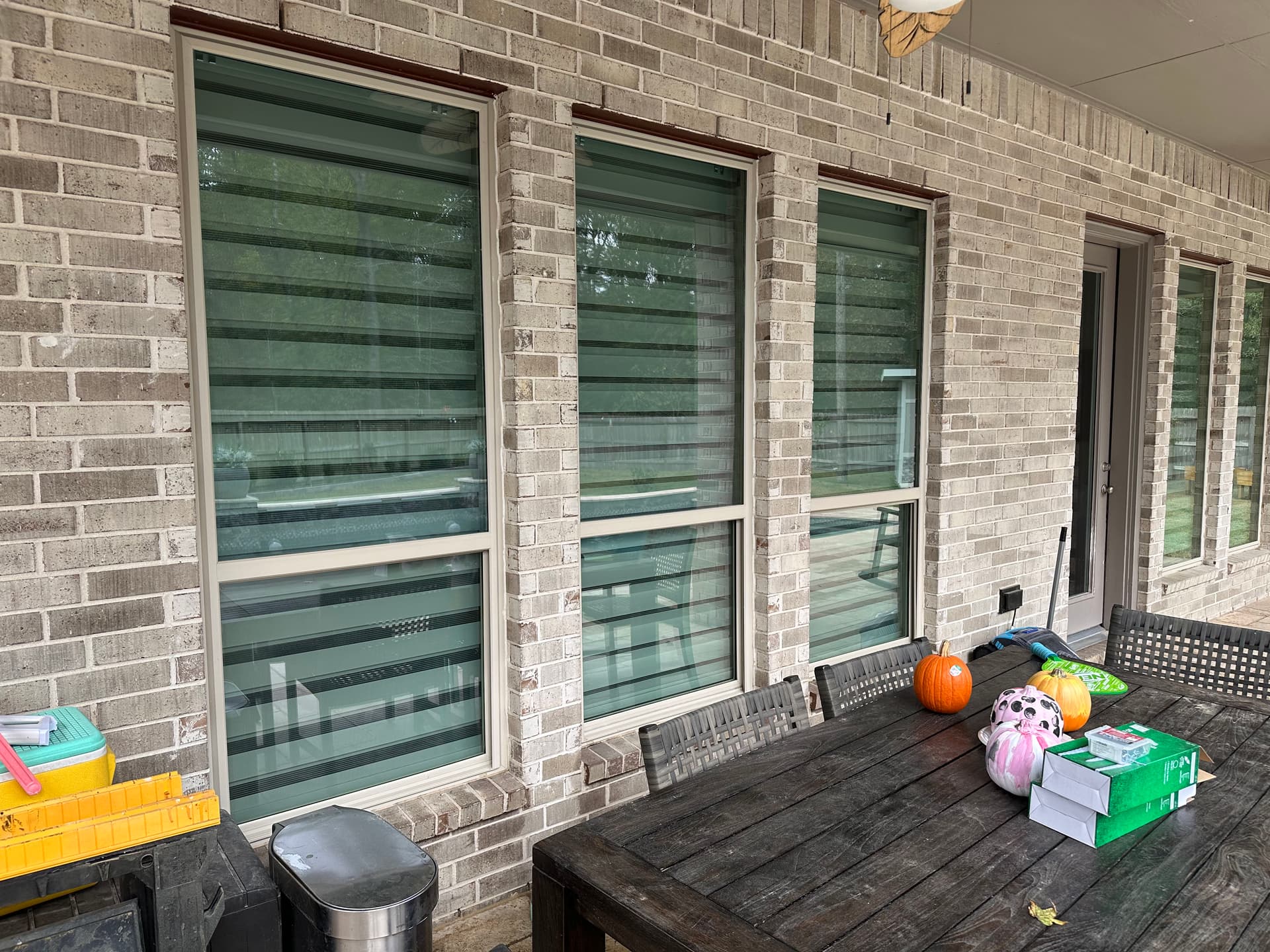 Gallery photos for Crystal Clear Views with Expert Exterior Window Cleaning: Image #3