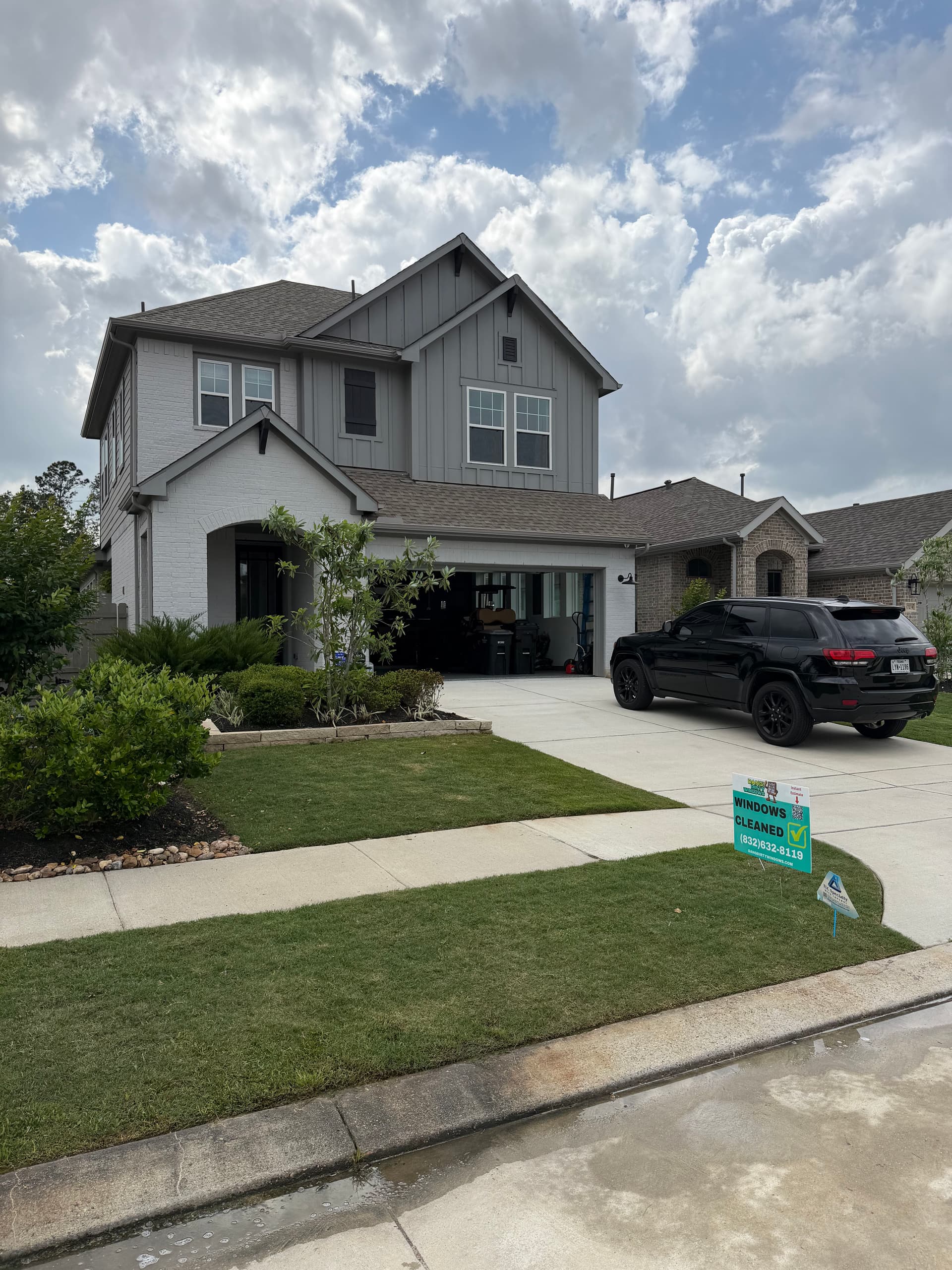 Full Interior and Exterior Window Cleaning in Conroe Texas image