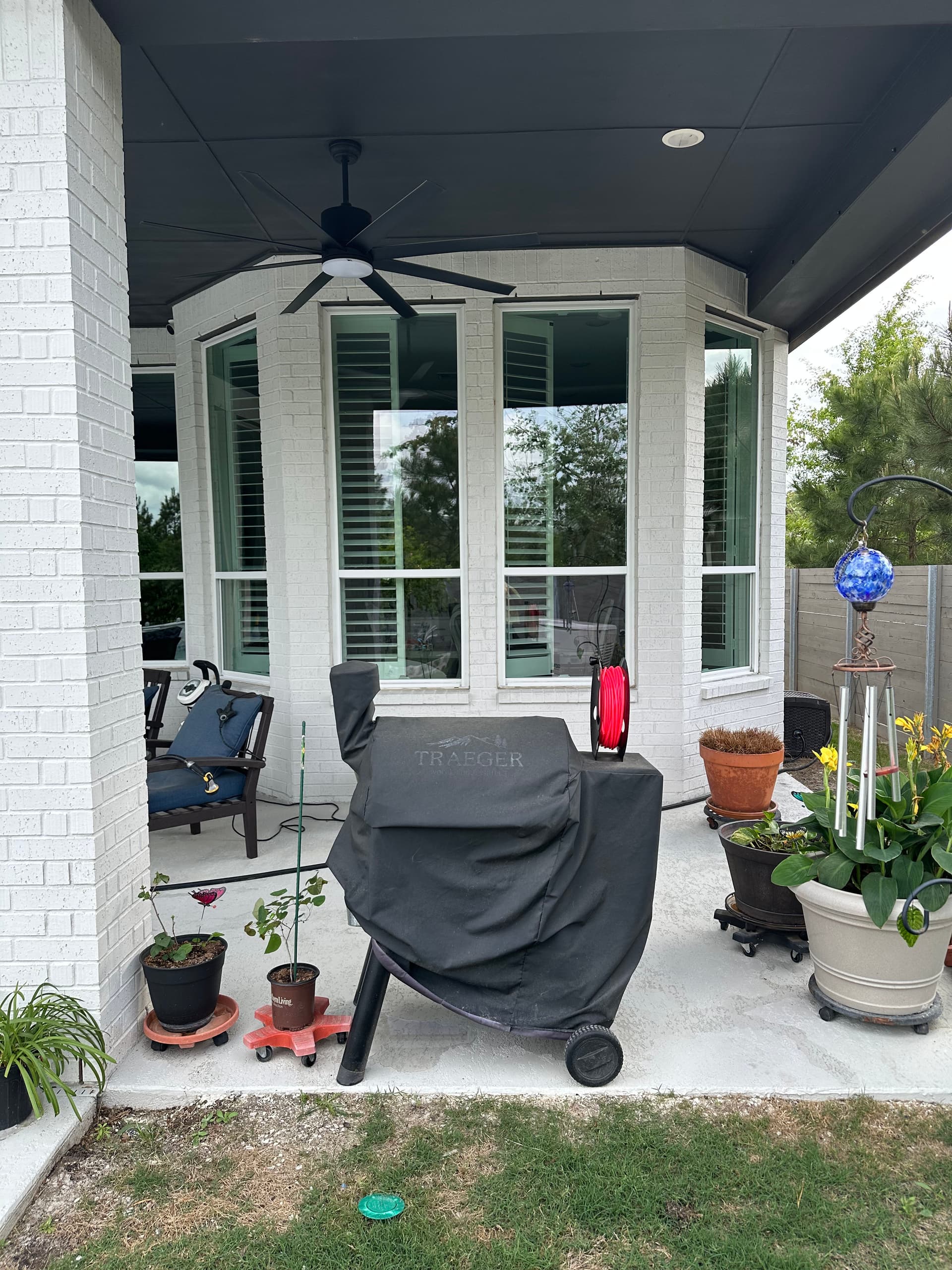 Gallery photos for Exterior Window Cleaning for a Pool-View Loving Homeowner: Image #1