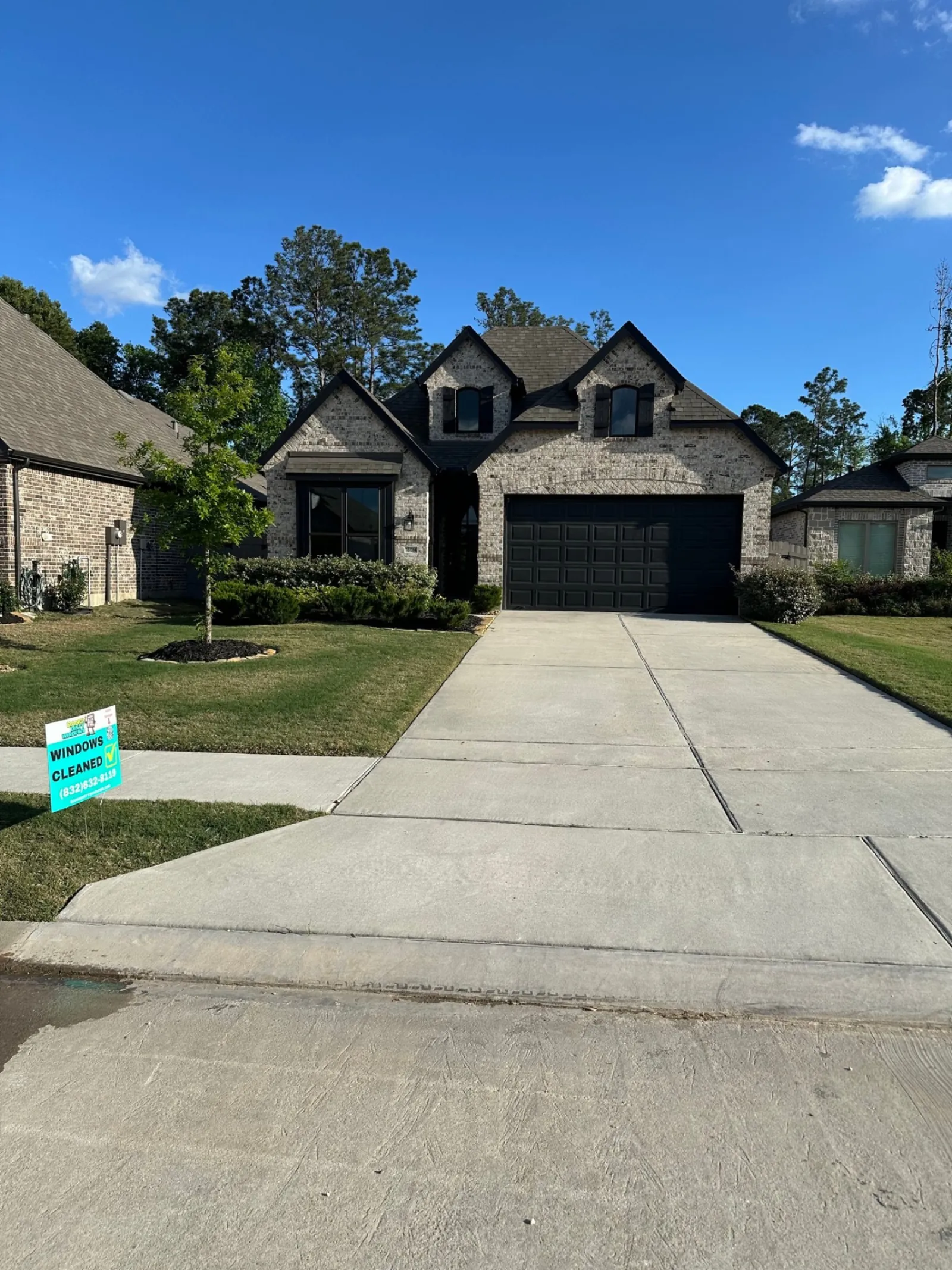 Window cleaning project in The Woodlands, TX